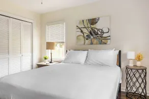 The Abode @ Roswell - Image 5