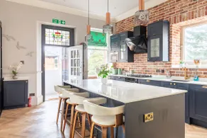 Stunning 3 bedroom Victorian home near Pollok country park - Image 4