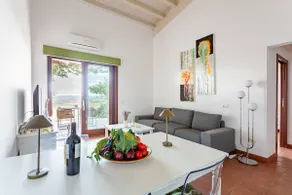 House with sea view in the olive grove - Image 2
