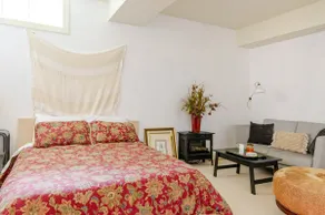 Charming Retreat in Westminster - Image 5