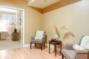 Charming Retreat in Westminster - Image 4