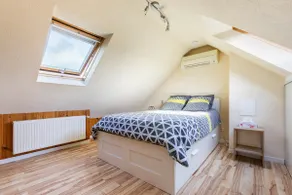 Beautiful F4, fully renovated and air-conditioned - Image 5
