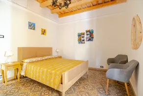 Charming Apartment In The Historic Center - Image 4