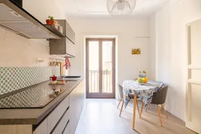 Charming Apartment In The Historic Center - Image 5