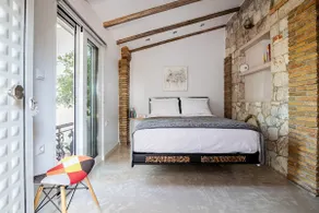 Boutique Eptalofos 15min from airport and sea - Image 4