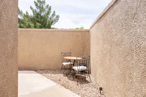 Beautiful Townhome in NE Albuquerque - Image 4