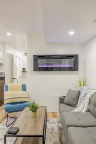 *Stunning & Spacious 1 bedroom oasis* - Image 1