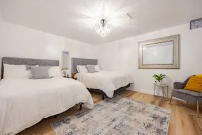 *Stunning & Spacious 1 bedroom oasis* - Image 2