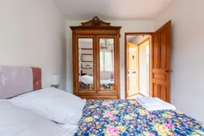 T2 in the Provencal countryside - Image 2