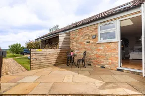 Sunset Lodge, tranquil & stunning views near Ely! - Image 5