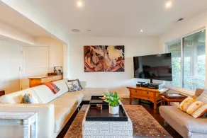 ”Spiritview” 2BR Apt w Amazing Lake & Mtn Views - Image 2