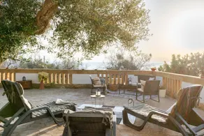 A paradise 322 steps from the sea: pure relaxation - Image 3