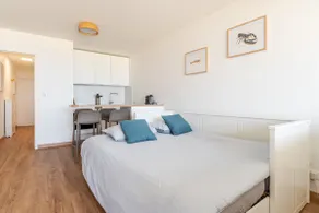 Apartment with exceptional sea views - Image 3