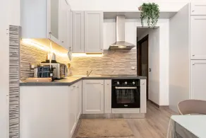 Square apartment - Image 2