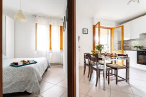 The Gem of the Tyrrhenian Sea with 2 gardens and a parking space - Image 4