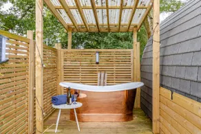 Cosy Bluebell Pod - Eastwood Glamping - Image 2