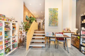 Lovely, private studio minutes from UP/subway - Image 4