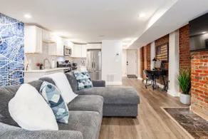 Modern 1 BR Private Apt in Historic DC Row House - Image 4