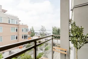 Downtown Seattle, Waterfront Condo (2 bedroom) - Image 4