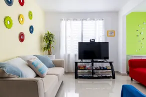Beautiful Accessible Home - Image 2