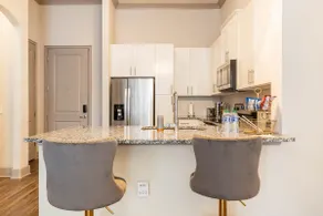The Luxurious Buckhead Stay - Image 4
