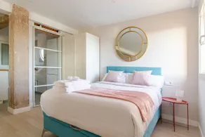 Luxury and comfort in a fishing district, 65” TV, Wi-Fi - Image 5