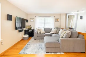 Annapolis Retreat - Near DTA with Tons of Parking! - Image 3