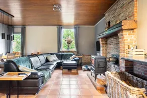 Chalet where dogs take their owners on vacation. - Image 3