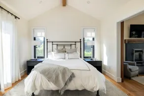 Luxury 1-br cottage on 30-acre Healdsburg vineyard - Image 4