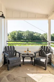 Luxury 1-br cottage on 30-acre Healdsburg vineyard - Image 5