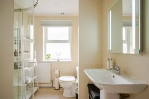 Olive Guest Accommodation - Image 5