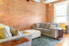 The Marilyn Monroe Loft. Central Downtown Location - Image 2