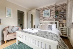 Cosy Studio for peaceful getaway and scenic views - Image 2