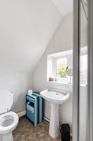 Top Floor of House in the Peak District - Image 5