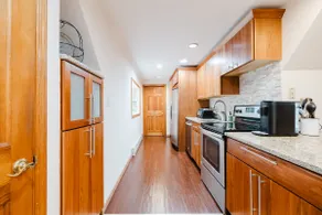 Private estate apartment. - Image 4