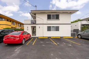 Top House Apt4 • Miami Wellness - Image 3
