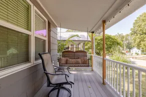 Awesome Walkable Westwood area Quite Comfy Home! - Image 2