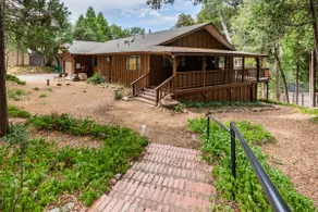 Creekside cabin in amazing location near Yosemite. - Image 5