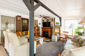 Lucille's Retro Retreat - Image 2