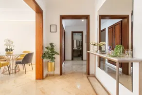 Free Parking, Secure Residence, 4 beds - Image 2