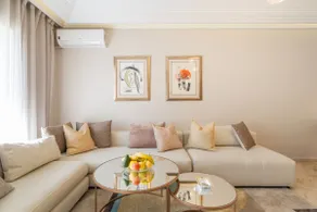 Free Parking, Secure Residence, 4 beds - Image 3