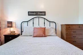 EZ to Love/Live. Affordable and Private - Image 5