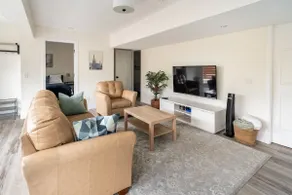 Modern bright 2 bedroom at Citadel - Image 4