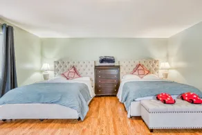 4BR/3BA home near downtown - Image 5