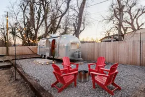 Blue Bungalow/ 66 Airstream OU Med/Downtown $0 fee - Image 2