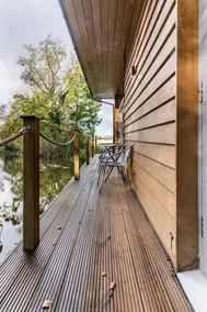 Riverside Lodge and Camping Pod in the New Forest - Image 4
