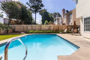 Entire 4BR 2.5BA Home/Pool &Yard by I-85&Gas South - Image 5