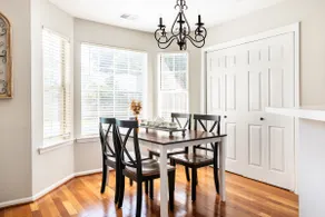 Entire 4BR 2.5BA Home/Pool &Yard by I-85&Gas South - Image 5