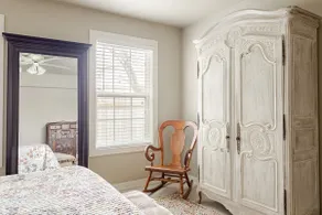 Pet-Friendly Cottage Close to Downtown Seguin ! - Image 5