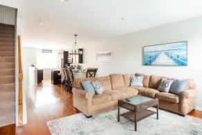 Modern 4BR/5BA home w/ free parking & biking trail - Image 2